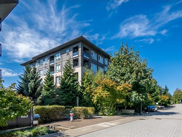 Apartment for sale in Burnaby, Burnaby North, 108 9168 Slopes Mews, 263178725 | Realtylink.org
