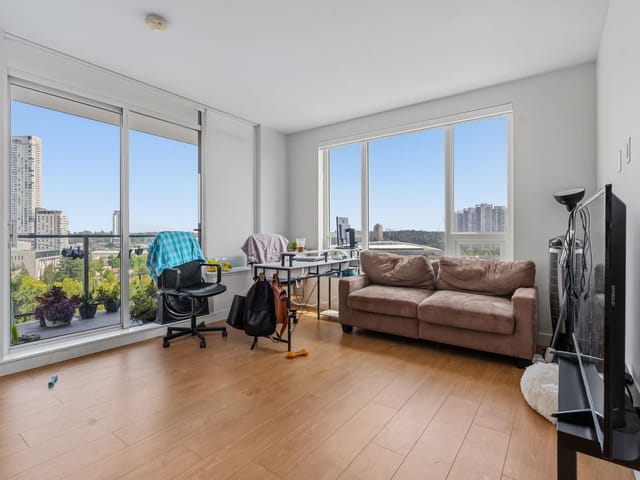 Apartment for sale in Surrey, North Surrey, 902 13359 Old Yale Road, 263178753 | Realtylink.org