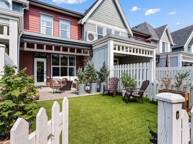 Townhouse for sale in Chilliwack, Sardis, 2 45526 Tamihi Way, 263178835 | Realtylink.org