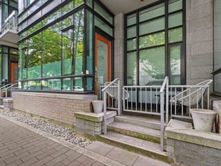 Apartment for sale in Vancouver, Vancouver West, 38 Athletes Way, 263178908 | Realtylink.org