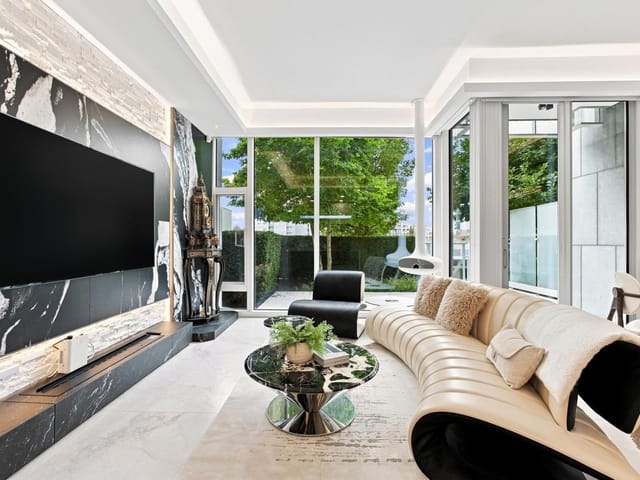 Apartment for sale in Richmond, Richmond, 207 5177 Brighouse Way, 263178916 | Realtylink.org