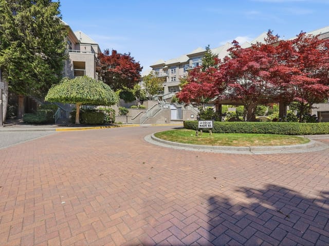 Apartment for sale in Port Moody, Port Moody, 409A 301 Maude Road, 263178917 | Realtylink.org