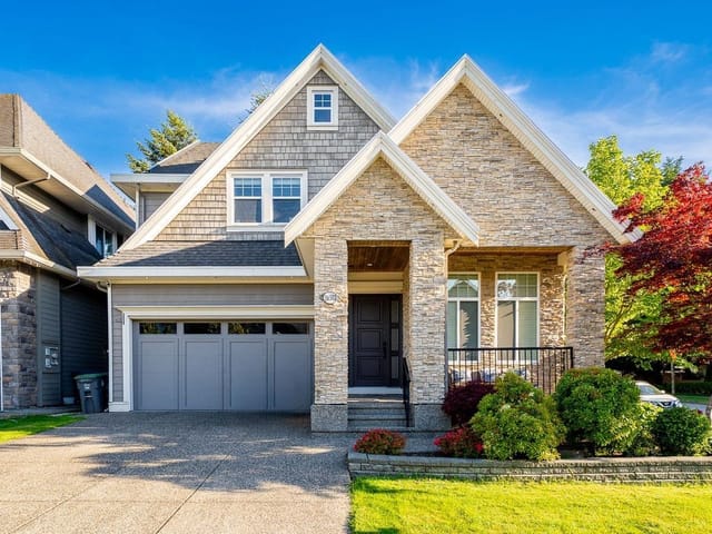 House for sale in Surrey, South Surrey White Rock, 16302 25 Avenue, 263179106 | Realtylink.org