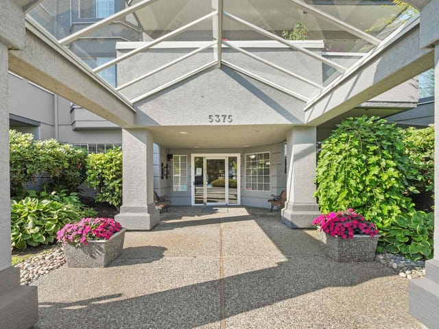Apartment for sale in Langley, Langley, 311 5375 205th Street, 263179118 | Realtylink.org