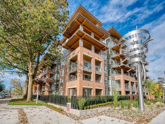 Apartment for sale in Burnaby, Burnaby East, 106 7133 14 Avenue, 263179184 | Realtylink.org