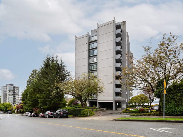 Apartment for sale in West Vancouver, West Vancouver, 301 1930 Bellevue Avenue, 263179215 | Realtylink.org