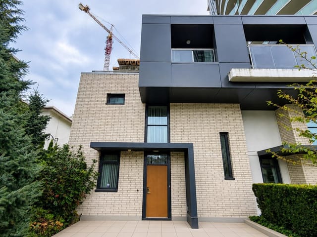 Townhouse for sale in Burnaby, Burnaby South, 1 6638 Dunblane Avenue, 263179220 | Realtylink.org