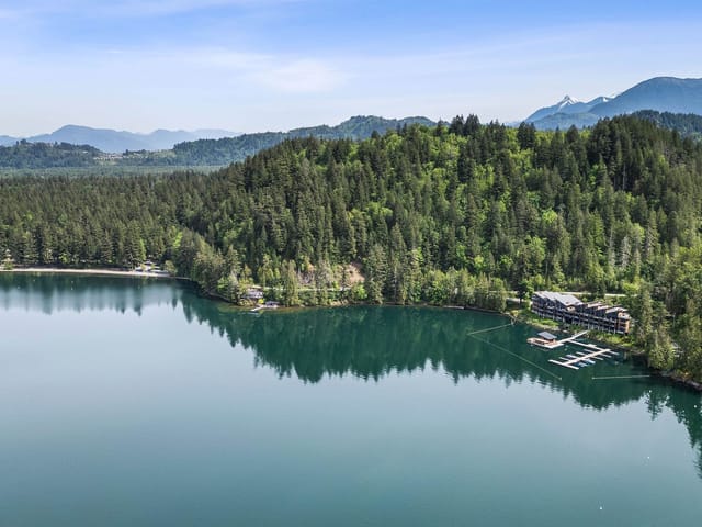 Apartment for sale in Cultus Lake, Cultus Lake & Area, 205 3175 Columbia Valley Road, 263179243 | Realtylink.org