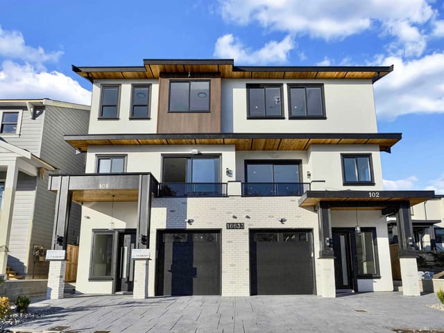 1/2 Duplex for sale in Surrey, South Surrey White Rock, 102 16633 18a Avenue, 263179254 | Realtylink.org
