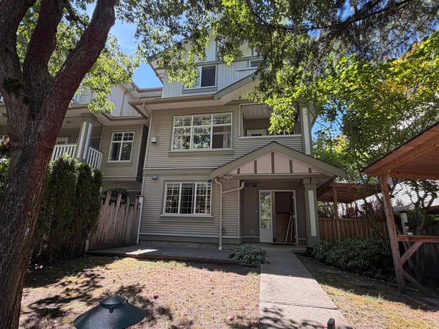 Townhouse for rent in Surrey, South Surrey White Rock, 6 2733 Parkway Drive, 263179331 | Realtylink.org