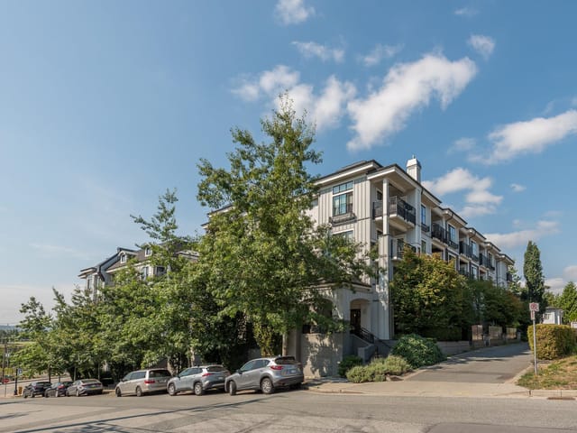 Apartment for sale in Coquitlam, Coquitlam, 103 210 Lebleu Street, 263179369 | Realtylink.org