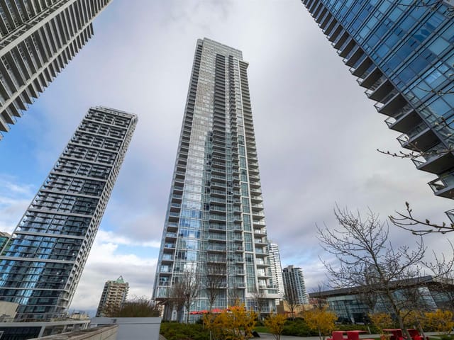 Apartment for sale in Burnaby, Burnaby South, 4507 4670 Assembly Way, 263179403 | Realtylink.org