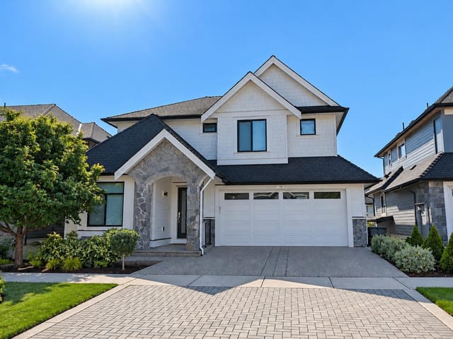 House for sale in Surrey, South Surrey White Rock, 16752 17a Avenue, 263179406 | Realtylink.org