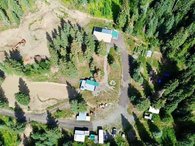 Lot for sale in Bridge Lake, 100 Mile House, 8541 Little Fort 24 Highway, 263179437 | Realtylink.org