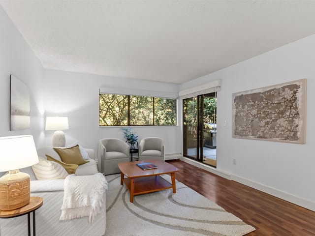 Apartment for sale in White Rock, South Surrey White Rock, 108 1561 Vidal Street, 263179491 | Realtylink.org