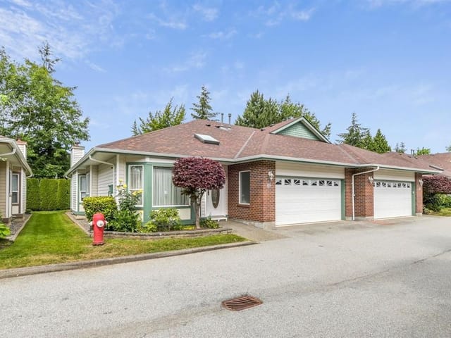Townhouse for sale in Surrey, Cloverdale, 12 18939 65 Avenue, 263179495 | Realtylink.org