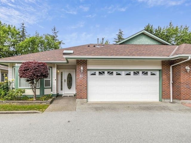 Townhouse for sale in Surrey, Cloverdale, 12 18939 65 Avenue, 263179495 | Realtylink.org