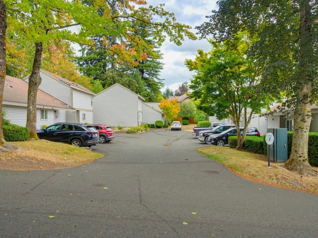 Townhouse for sale in Surrey, Cloverdale, 19207 Fairway Drive, 263179556 | Realtylink.org