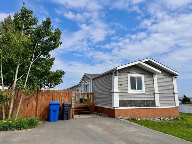 Manufactured Home for sale in Fort St. John, Fort St. John, 37 8420 Alaska Road, 263179587 | Realtylink.org