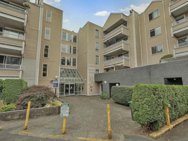 Apartment for sale in Surrey, North Surrey, 205 9644 134 Street, 263179680 | Realtylink.org