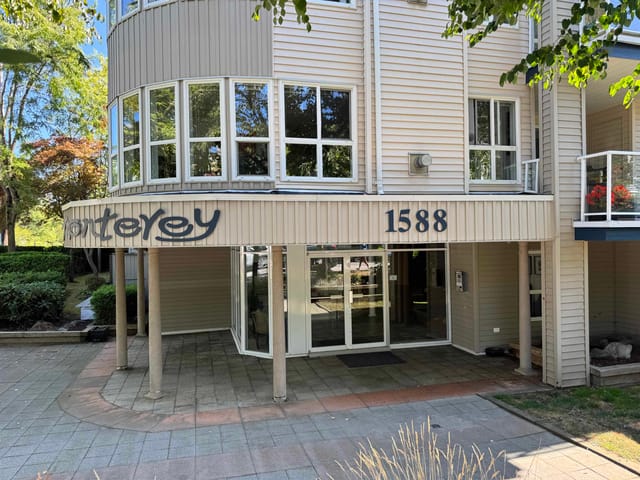 Apartment for sale in White Rock, South Surrey White Rock, 104 1588 Best Street, 263179707 | Realtylink.org