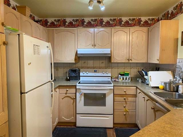 Apartment for sale in Surrey, Surrey, 313 10756 N 138 Street, 263179715 | Realtylink.org