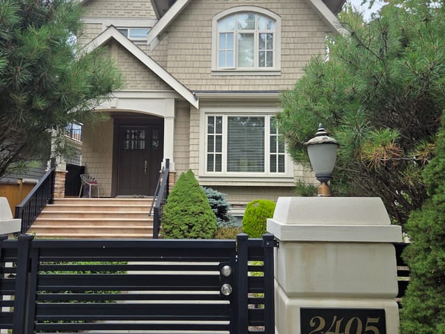House for sale in Vancouver, Vancouver West, 2405 W 51st Avenue, 263179730 | Realtylink.org