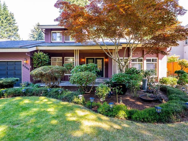 House for sale in Surrey, South Surrey White Rock, 2360 Christopherson Road, 263179732 | Realtylink.org