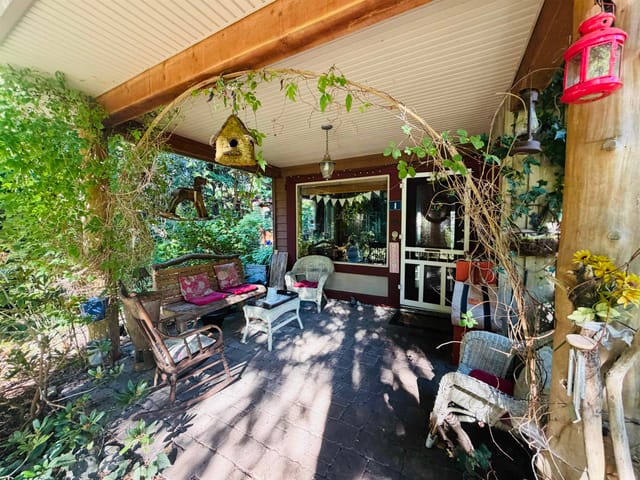 House for sale in Roberts Creek, Sunshine Coast, 1 1131 Emery Road, 263179850 | Realtylink.org