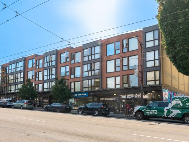 Apartment for sale in Vancouver, Vancouver East, 206 2636 E Hastings Street, 263179889 | Realtylink.org