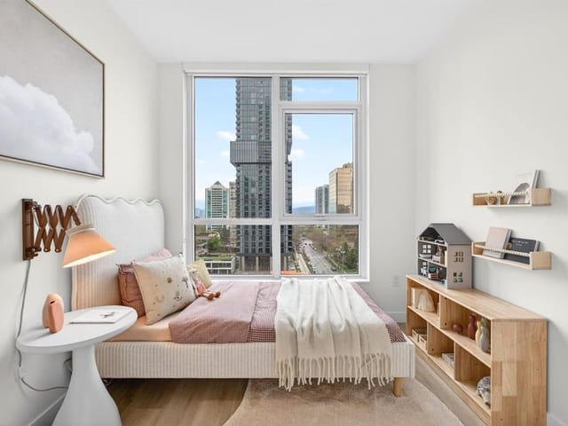 Apartment for sale in Burnaby, Burnaby South, 604 6087 Wilson Avenue, 263179897 | Realtylink.org