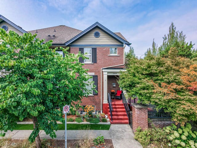Townhouse for sale in Langley, Langley, 1 20832 70 Avenue, 263179904 | Realtylink.org