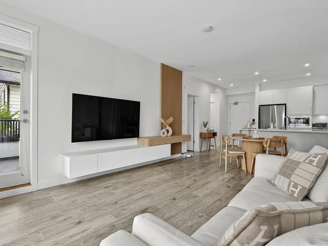 Apartment for sale in Port Coquitlam, Port Coquitlam, 201 2160 Grant Avenue, 263179948 | Realtylink.org