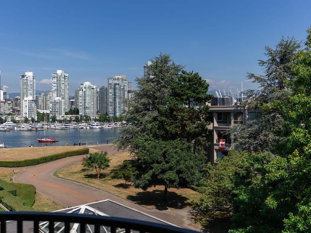 Apartment for sale in Vancouver, Vancouver West, 406 525 Wheelhouse Square, 263179958 | Realtylink.org