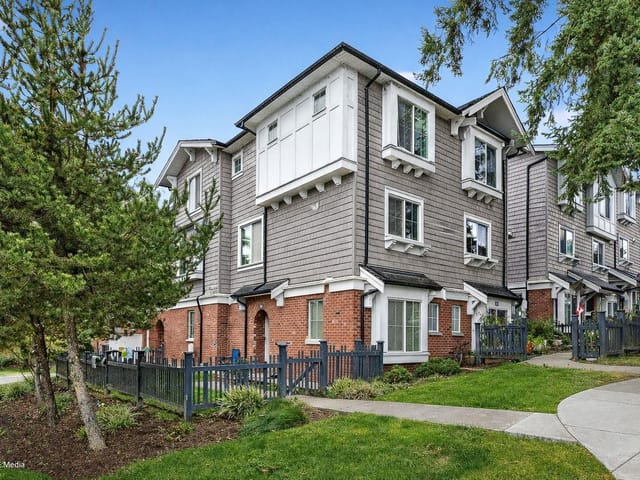 Townhouse for sale in Surrey, Surrey, 163 14833 61 Avenue, 263180023 | Realtylink.org