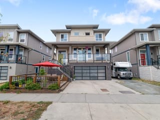 House for sale in Chilliwack, Chilliwack, 45582 Meadowbrook Drive, 263180062 | Realtylink.org