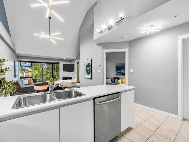 Apartment for sale in Port Coquitlam, Port Coquitlam, 314 1966 Coquitlam Avenue, 263180085 | Realtylink.org