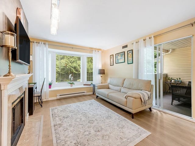 Apartment for sale in Burnaby, Burnaby South, 205 6860 Rumble Street, 263180223 | Realtylink.org