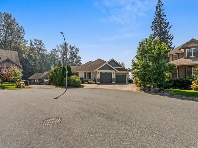 House for sale in Chilliwack, Chilliwack, 8497 Bradshaw Place, 263180276 | Realtylink.org