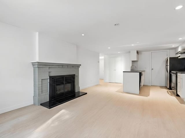 House for rent in Vancouver, Vancouver West, Basement Suite 2843 W 49th Ave, 263180287 | Realtylink.org