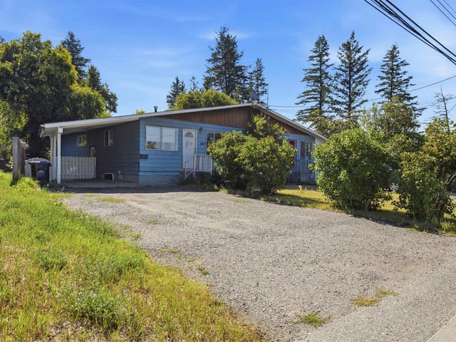 1/2 Duplex for sale in Williams Lake, Williams Lake, 1180a Blair Street, 263180353 | Realtylink.org
