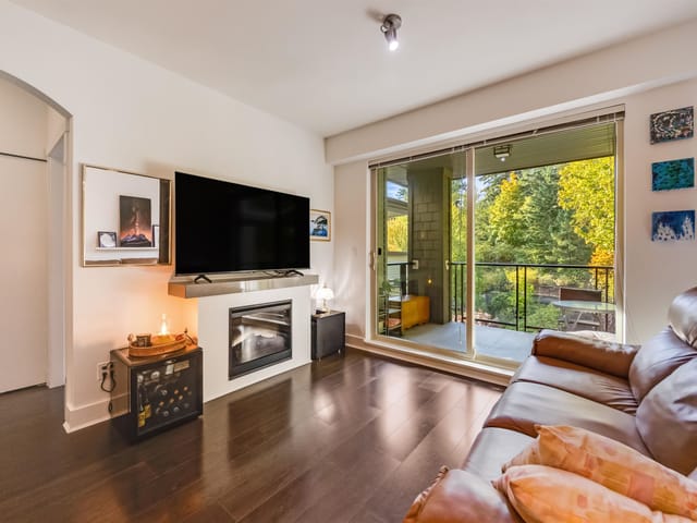 Apartment for sale in Burnaby, Burnaby South, 301 7418 Byrnepark Walk, 263180372 | Realtylink.org