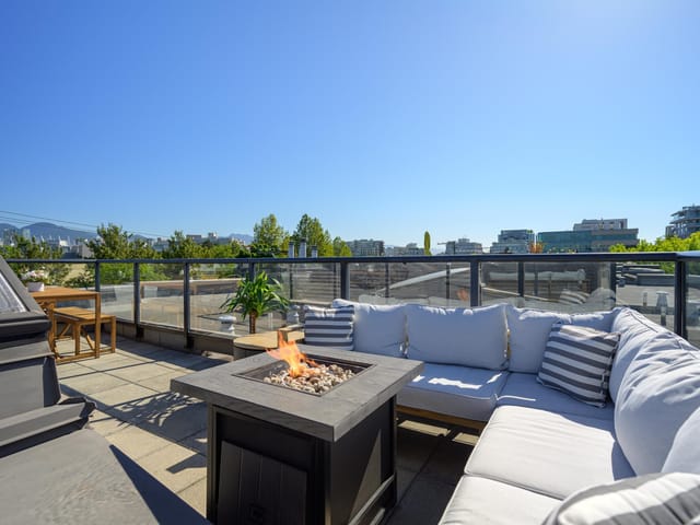 Townhouse for sale in Vancouver, Vancouver West, 220 676 W 6th Avenue, 263180460 | Realtylink.org