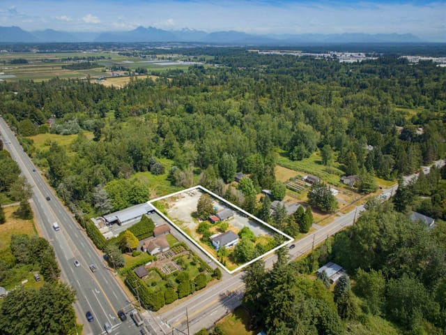House for sale in Surrey, South Surrey White Rock, 17643 24 Avenue, 263180463 | Realtylink.org
