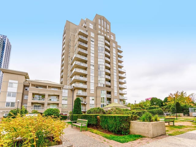 Apartment for sale in Surrey, North Surrey, 705 10523 University Drive, 263180535 | Realtylink.org