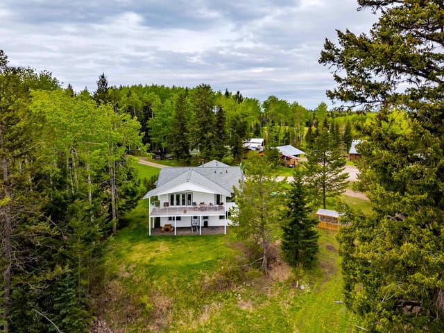 House for sale in Bridge Lake, 100 Mile House, 7497 Little Fort 24 Highway, 263180565 | Realtylink.org