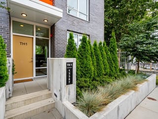 Townhouse for sale in Surrey, North Surrey, TH1 13387 Old Yale Rd Road, 263180571 | Realtylink.org