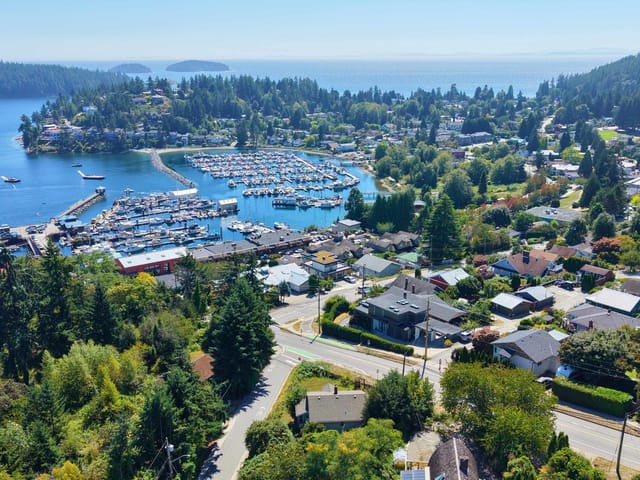 House for sale in Gibsons, Sunshine Coast, 547 N Fletcher Road, 263180597 | Realtylink.org