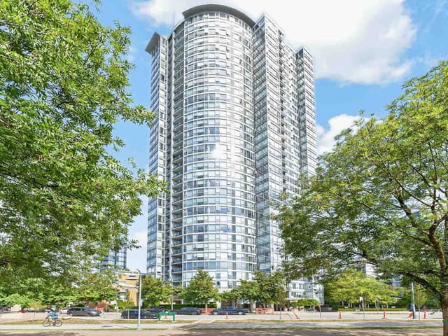 Apartment for sale in Vancouver, Vancouver West, 3607 1033 Marinaside Crescent, 263180606 | Realtylink.org