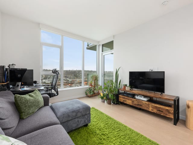 Apartment for sale in Burnaby, Burnaby North, 1301 2186 Gilmore Avenue, 263180724 | Realtylink.org